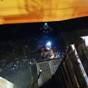 Diving team working on webb dock mcgraw wharf in tasmania - Commercial Marine Group